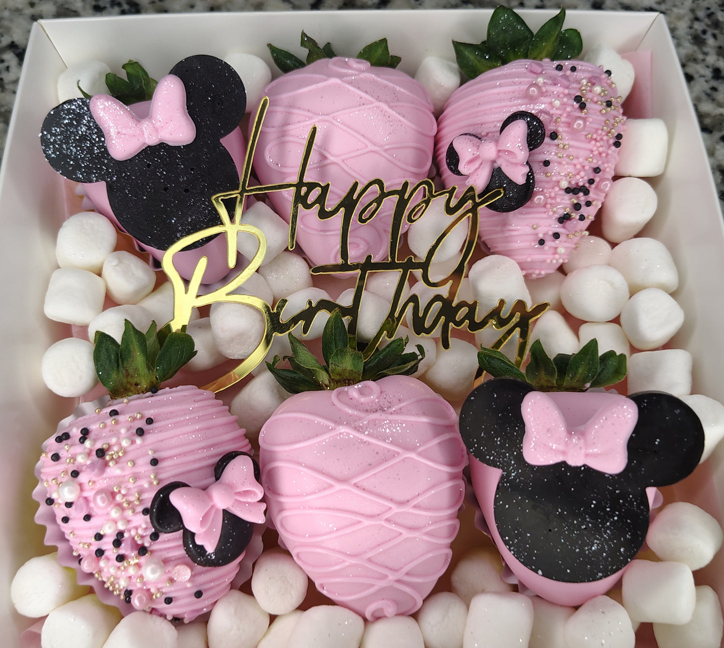 Minnie Mouse Chocolate Covered Strawberries Option 1